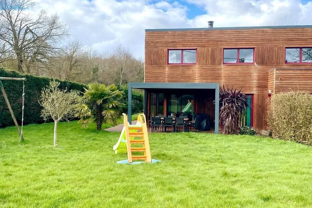 Maison 180M2, Jardin Clos, 2 Terrasses, 5 Mn Dinan Vilde-Guingalan