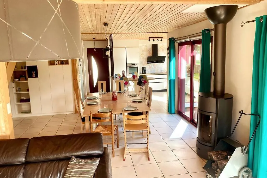 Maison 180M2, Jardin Clos, 2 Terrasses, 5 Mn Dinan Vilde-Guingalan 0*,